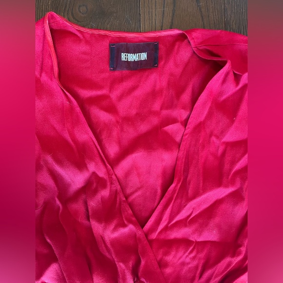 Reformation mini wrap dress - Picture 2 of 9